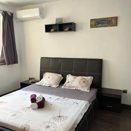 Cathedral Apartment